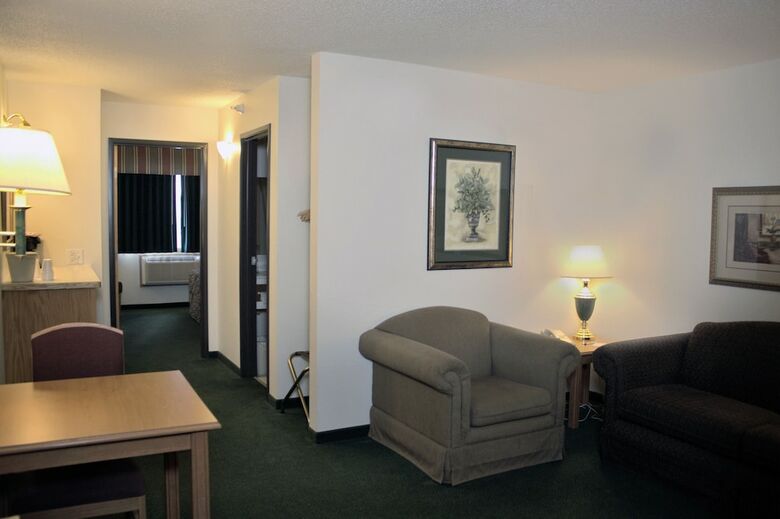 Hotel America's Best Inn Annandale
