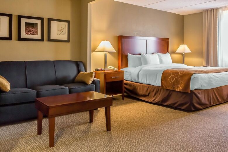 Hotel Comfort Suites Near Casinos