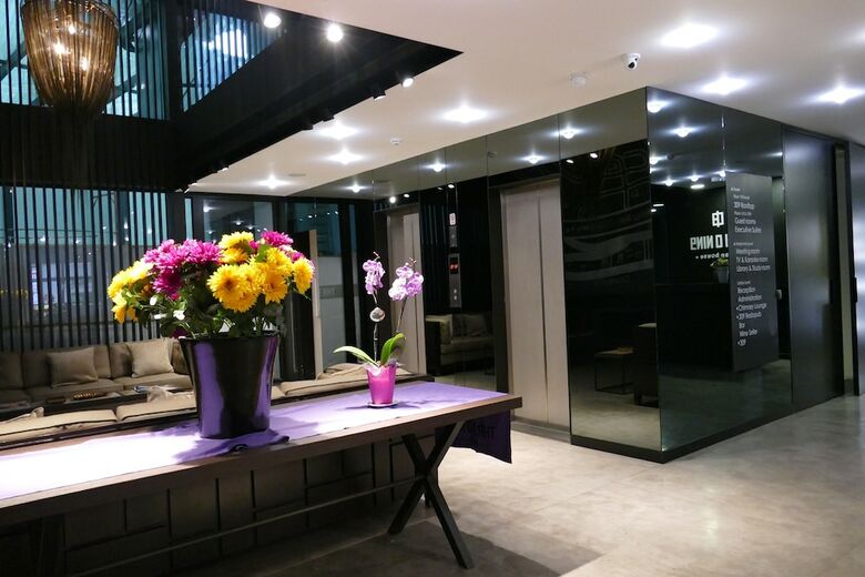 Hotel Three Onine Urban House