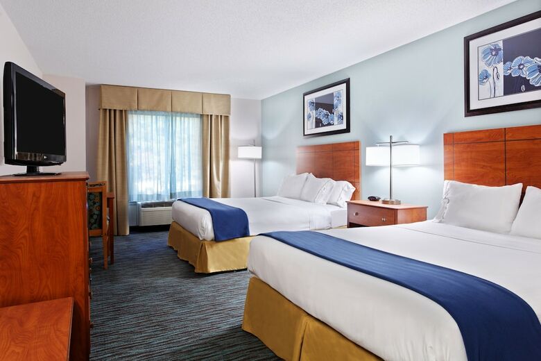 Holiday Inn Express Hotel & Suites Richmond-brandermill