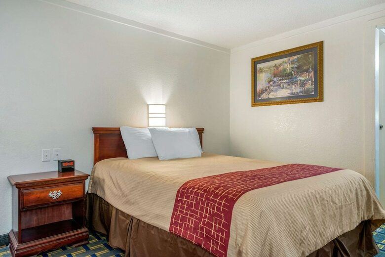 Motel Rodeway Inn