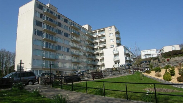 Croft Court 31