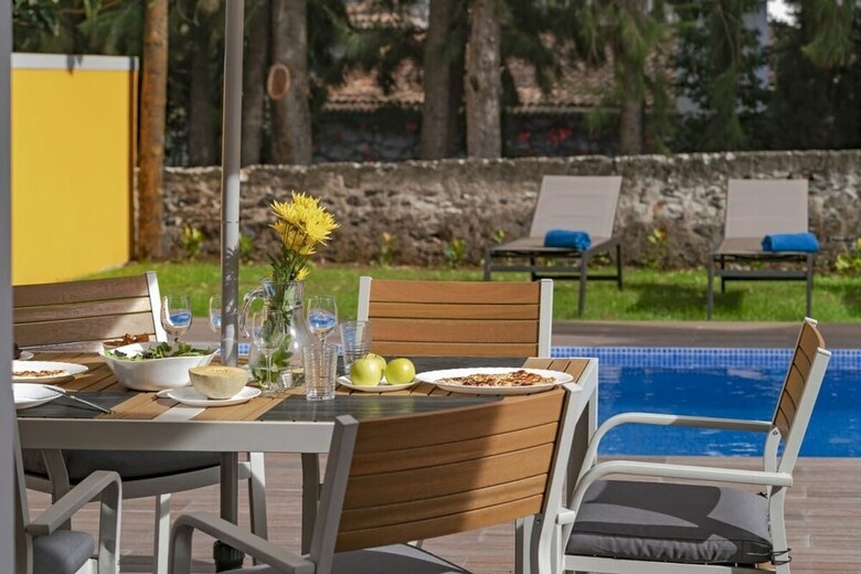 A Casa Amarela By An Island Apart