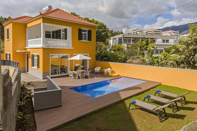 A Casa Amarela By An Island Apart