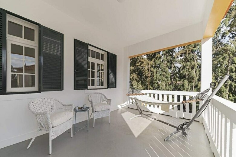 A Casa Amarela By An Island Apart