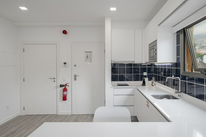 Drapes Design Apartments 3a Franc�s By An Island Apart