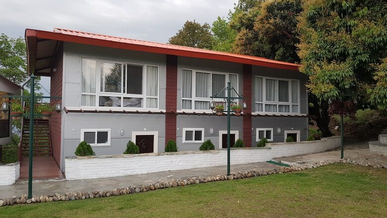 Himalayan Front Hotel By Kgh Group