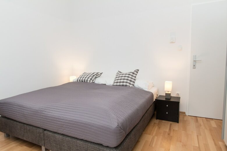Checkvienna - Apartment Familienplatz