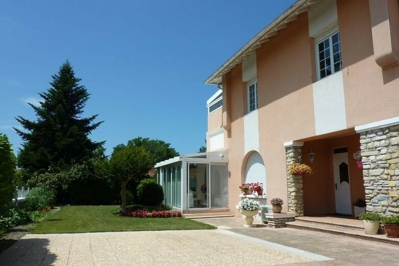 Hotel Villa Des Bruy�res
