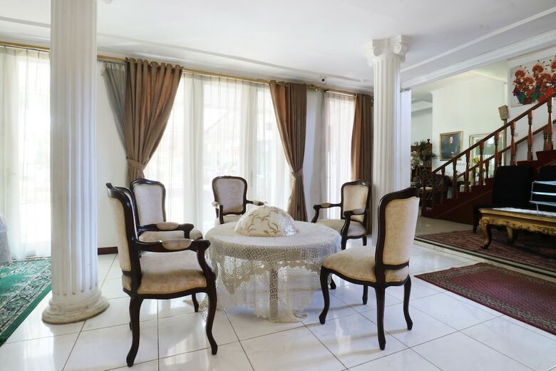 Hotel Villa Sri Manganti