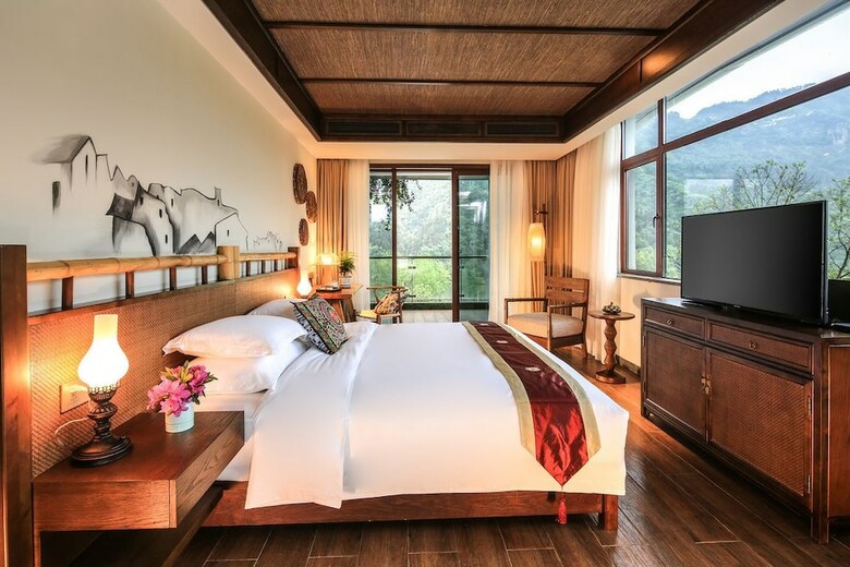 Sunforest Resort Hotel