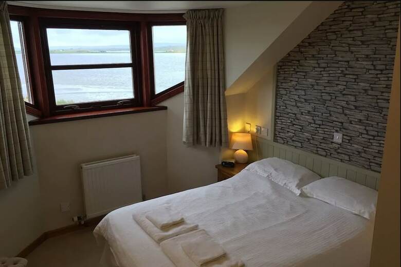 Standing Stones Hotel