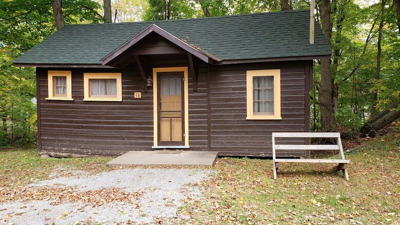 Hotel Miners Bay Lodge