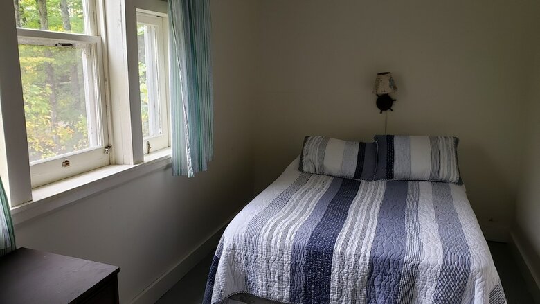 Hotel Miners Bay Lodge