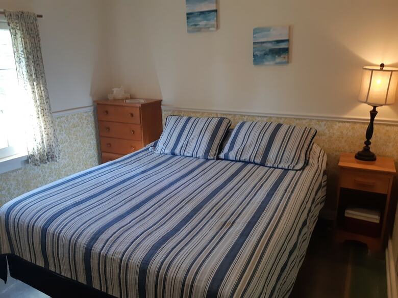 Hotel Miners Bay Lodge