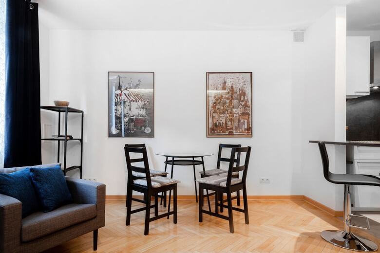 Apartamentos Freta 34/36 M. 8
