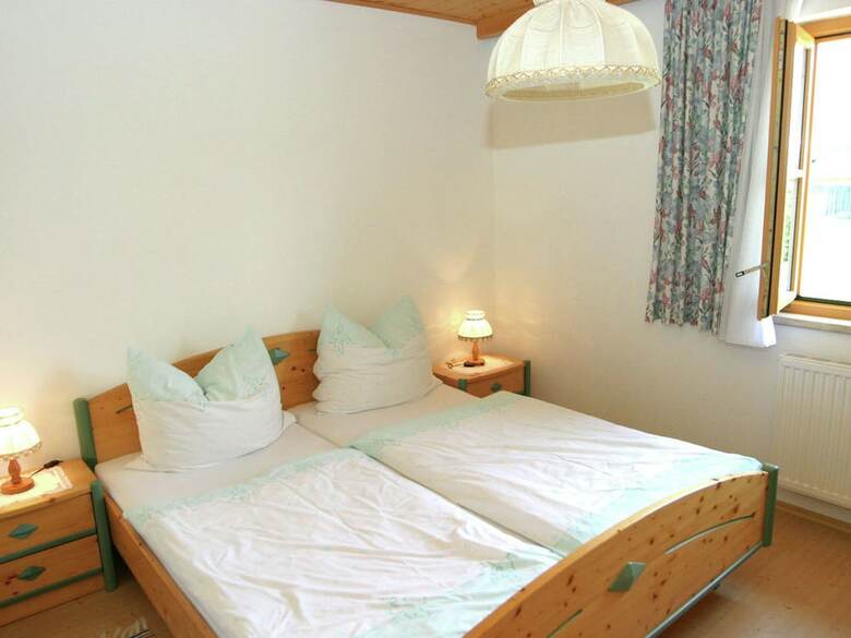 Spacious Holiday Home In Tauplitz With Terrace