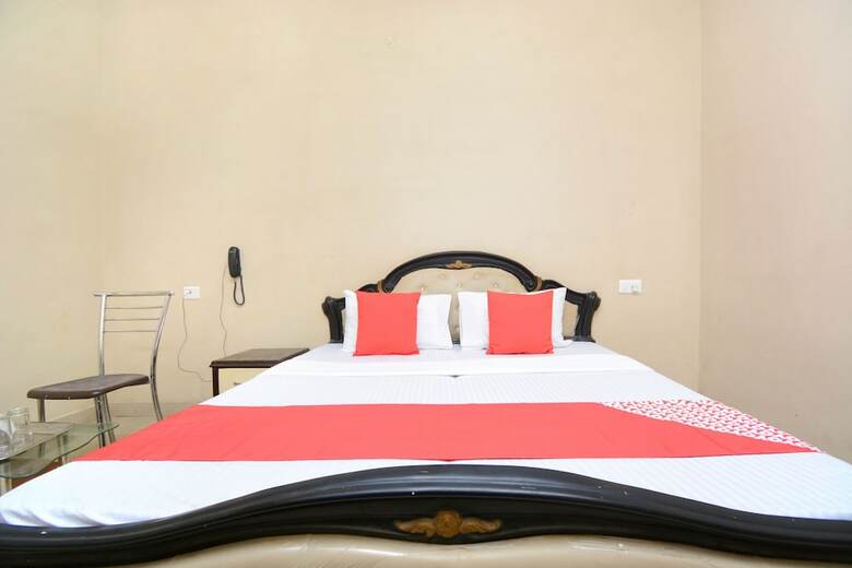 Hotel Oyo 27963 Dreamland