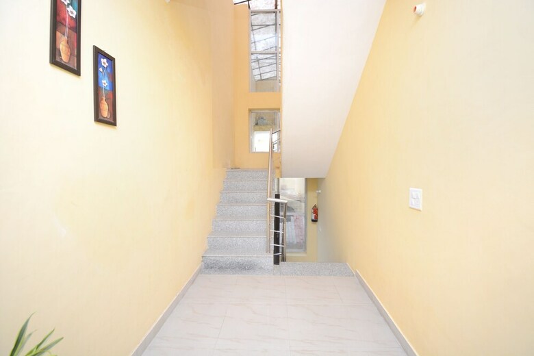 Hotel Oyo 27963 Dreamland