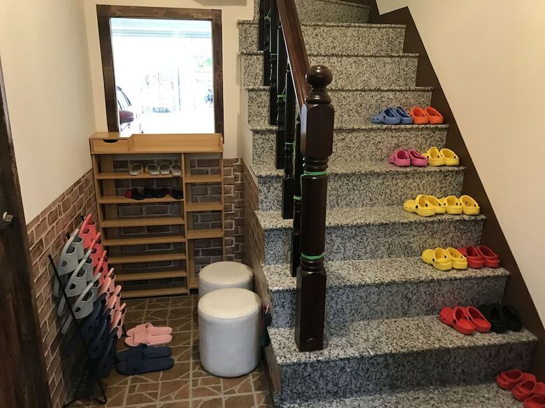 Hotel J.s 23 Kids Homestay
