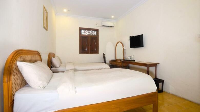 Bed & Breakfast The Mangkoro By Yuwono Hospitality