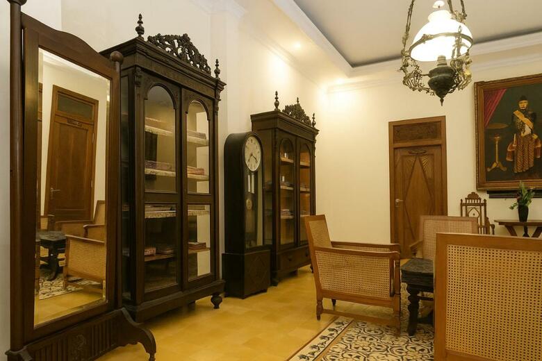 Bed & Breakfast The Mangkoro By Yuwono Hospitality