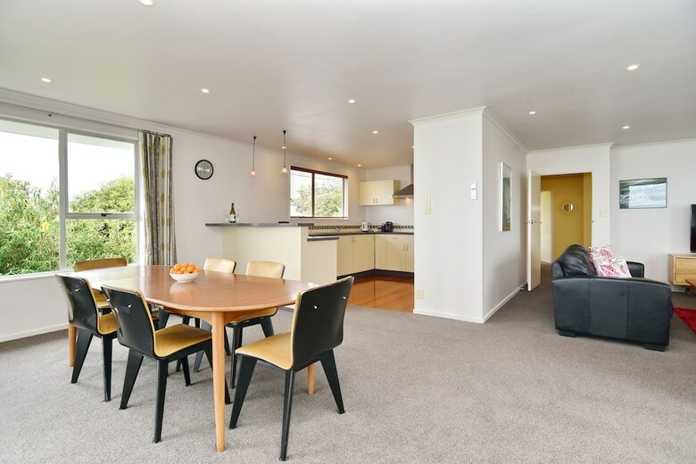 Panorama - Christchurch Holiday Homes