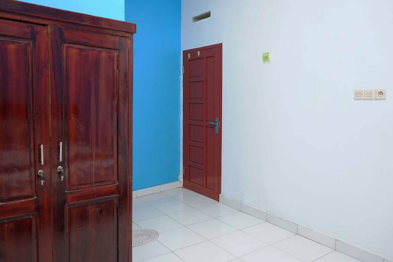 Hotel Spot On 2577 Pondok Garasi
