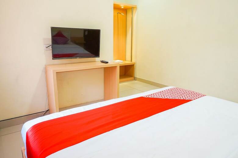 Hostal Hotel Kurnia