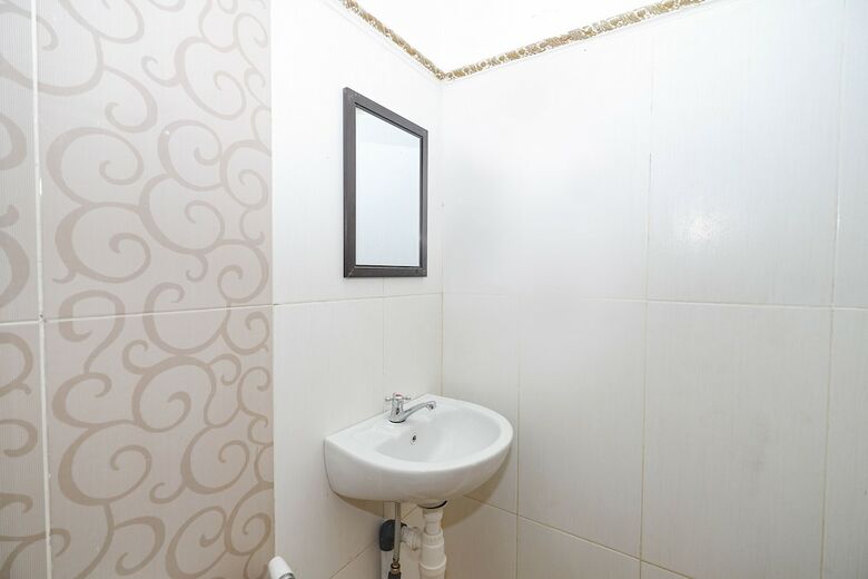 Hostal Oyo 2856 Wisma Fortuna Syariah