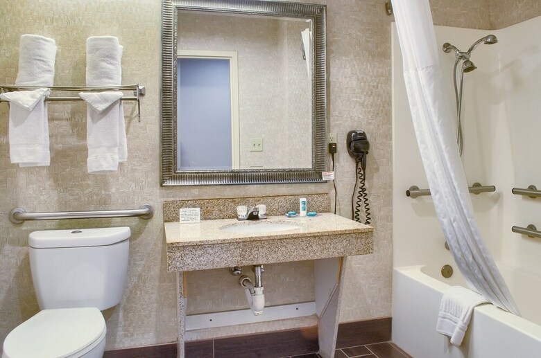 Hotel Hometown Inn