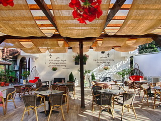 Hotel Petrus