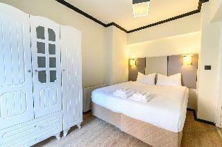 Global Suites Hotel