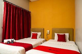 Reddoorz Plus Near Blok M Square