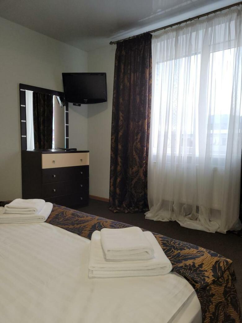Hotel Yavir