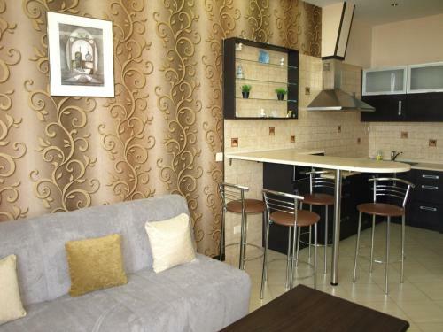 Arcadia Palace Apartments With Sea View