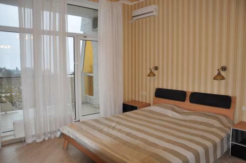 Arcadia Palace Apartments With Sea View