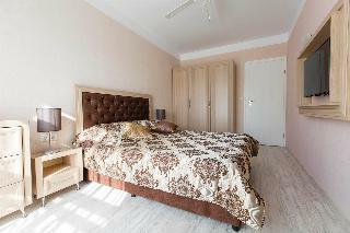 Hotel Harmony Suites 8 & 9