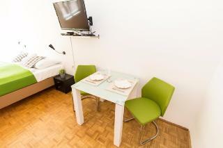 Apartamentos Checkvienna Jenullgasse