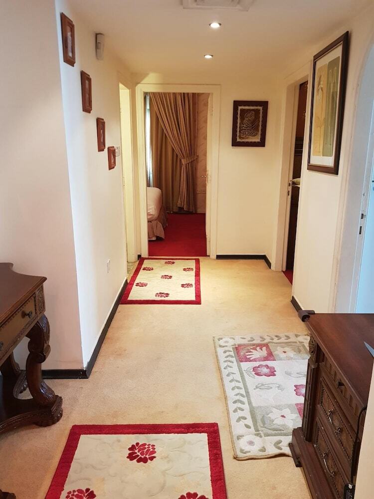 Apartamentos Al Jazeera Hotel Appartments Llc