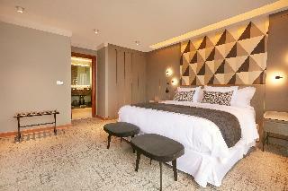 Golden Bay Hotel Boutique