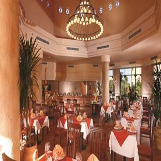 Hotel Charmillion Gardens Aqua Park