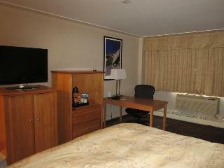 Hotel Woodlands Inn