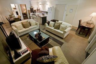 Hotel 53 On Victoria Motels