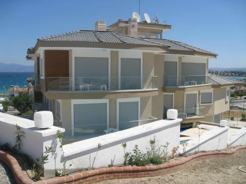 Boyalik Demirel Residence & Hotel