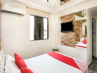Oyo 117 Hotel Memorial