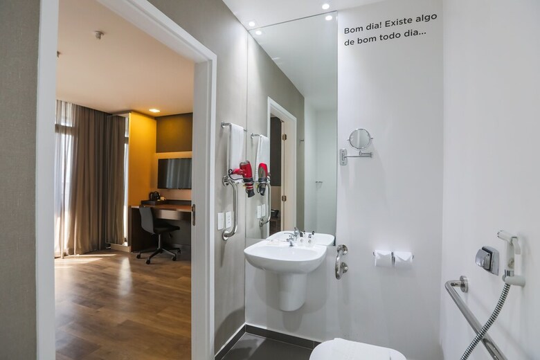Ramada Hotel Suites Osasco