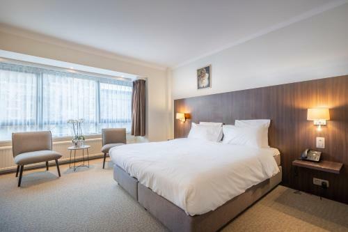 Carlton Hotel