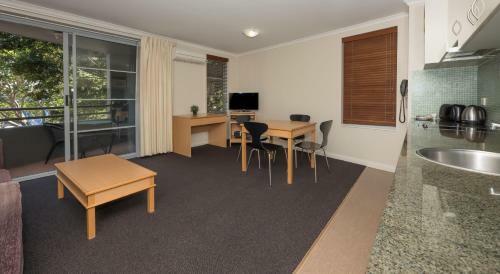 Aparthotel Napoleon On Kent