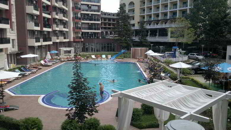 Hotel Persey Admiral Plaza Apartments